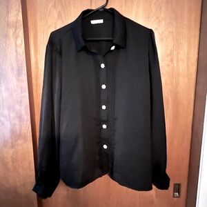 alex & lili Black Button-Up Shirt with Floral Buttons